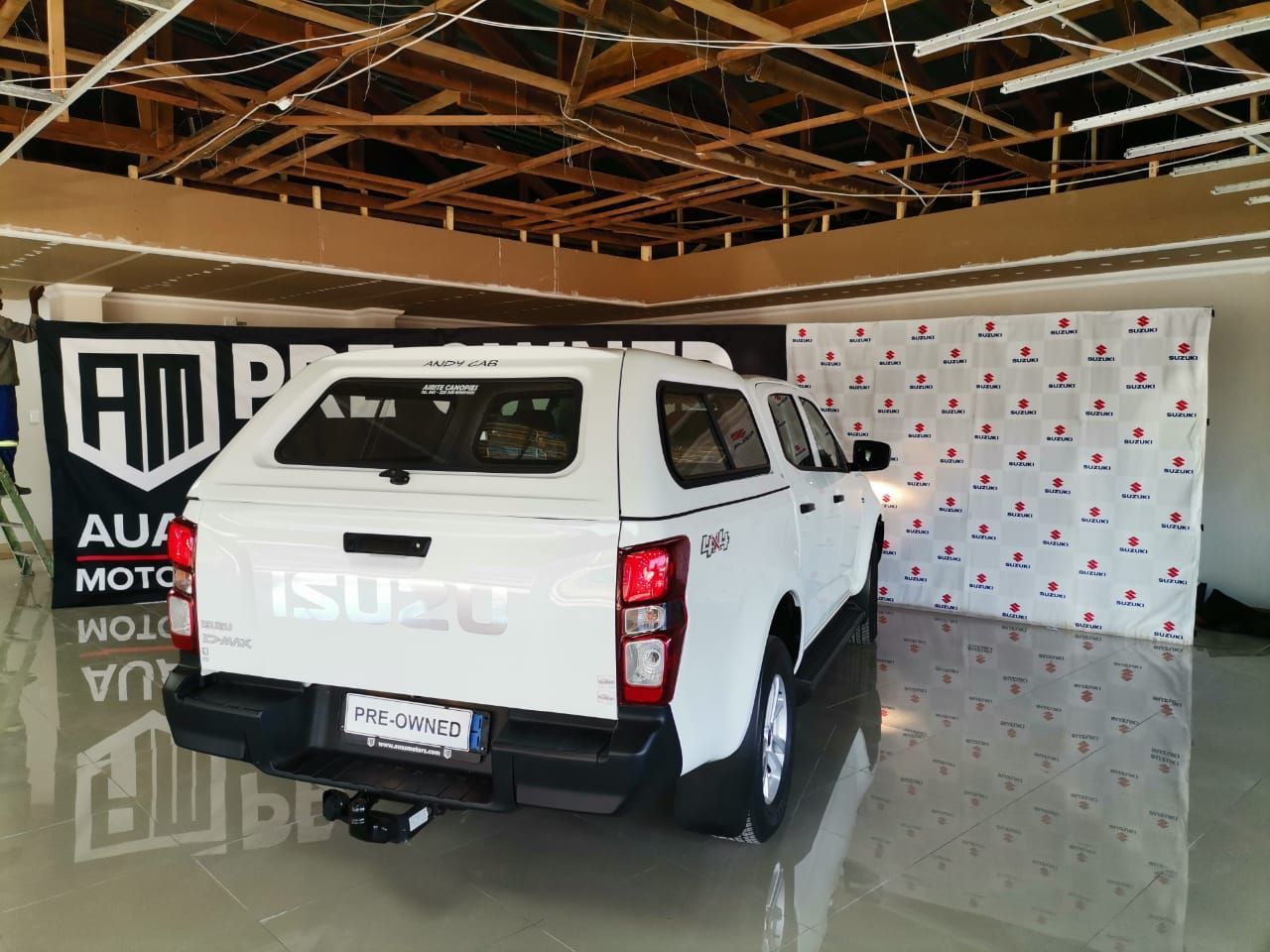 2025 Isuzu Isuzu 1.9 HRL D/C 4x4 photo