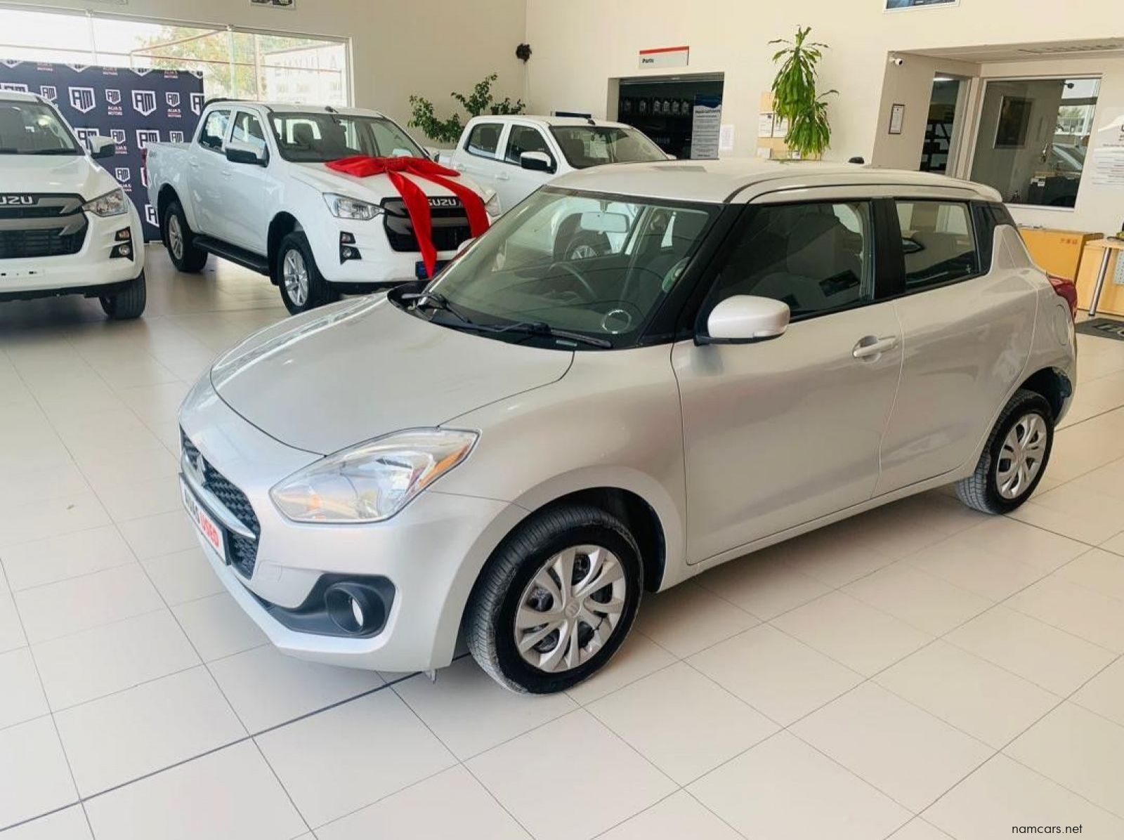 2022 Suzuki Swift GL pictures