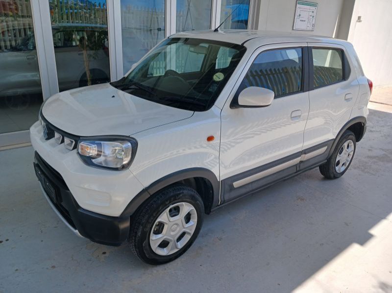 Used Suzuki S-Presso 1.0 S-Edition MT  for sale in Ongwediva, Namibia