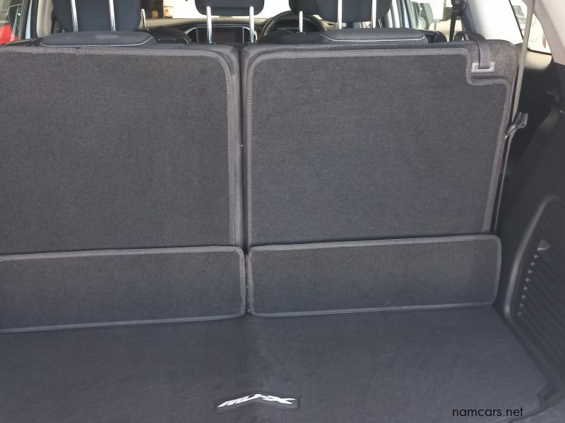 2022 Isuzu MU-X 3.0 4X4 LS AT photo