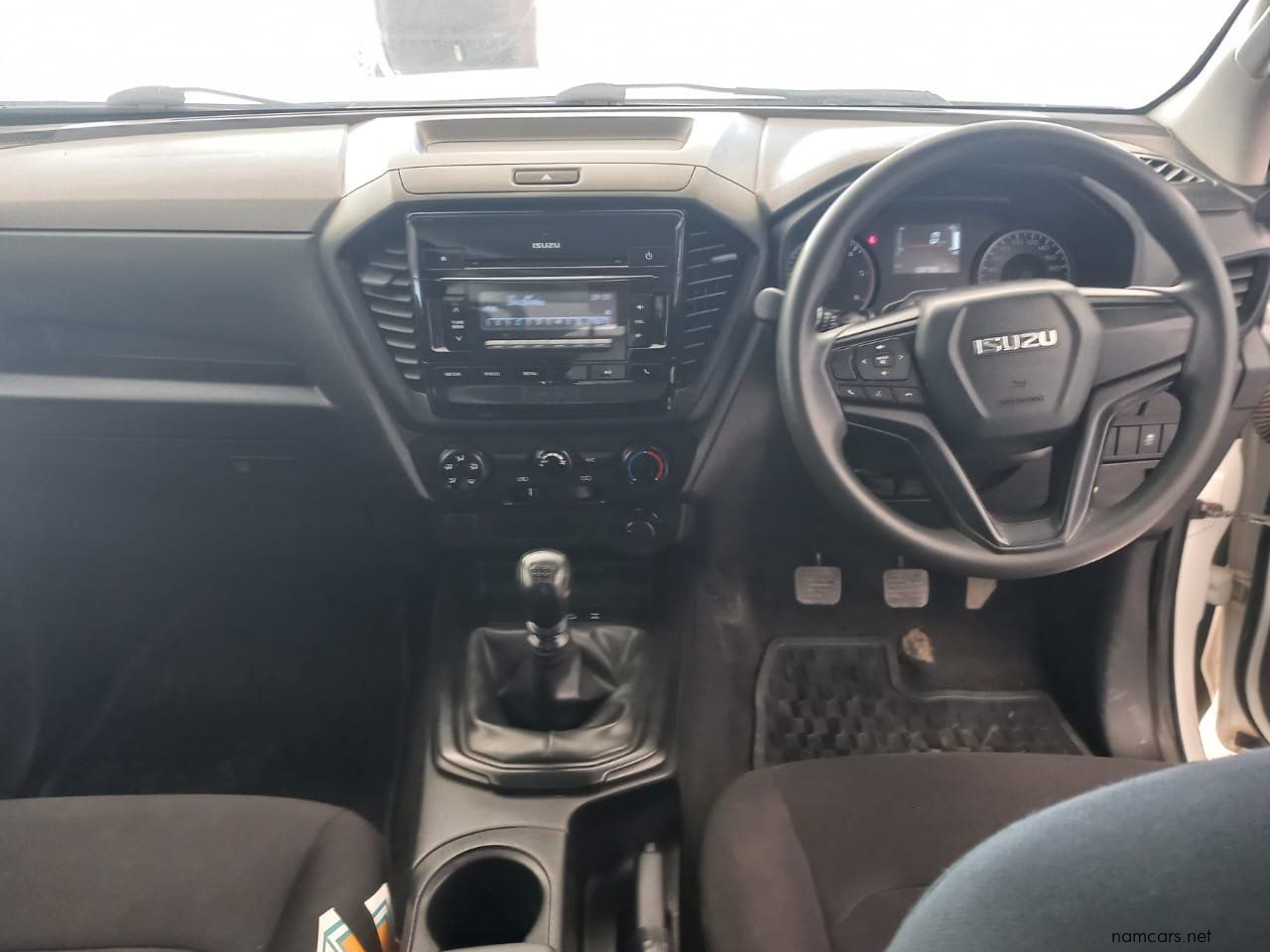 2022 Isuzu D-MAX 1.9 D/C 4X4 L photo