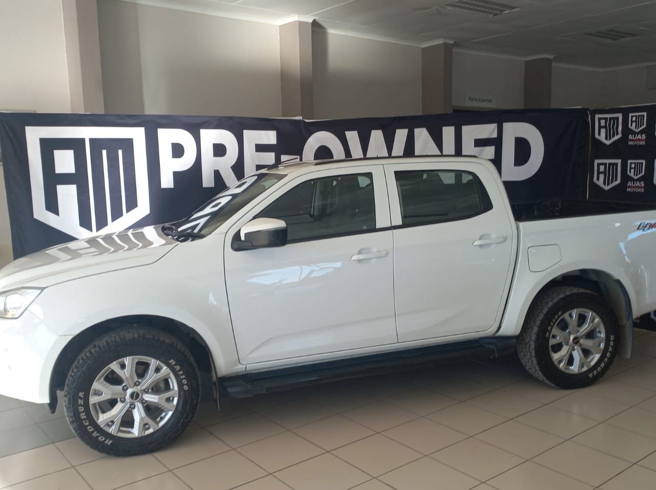 2023 Isuzu D-MAX 1.9 D/C 4X4 AT pictures