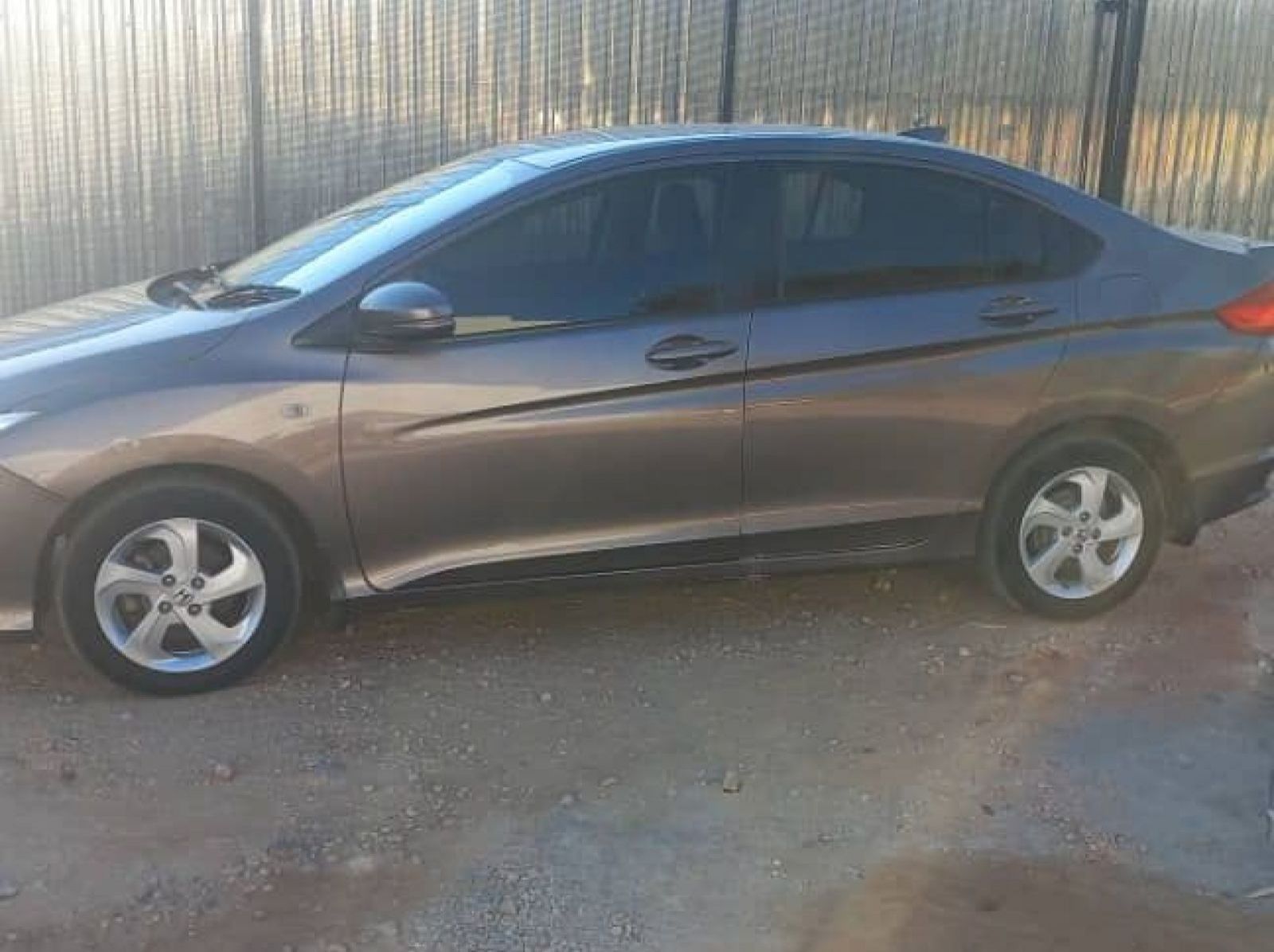 Used Honda BALLADE ELAGANCE VTEC  for sale in Otjiwarongo, Namibia