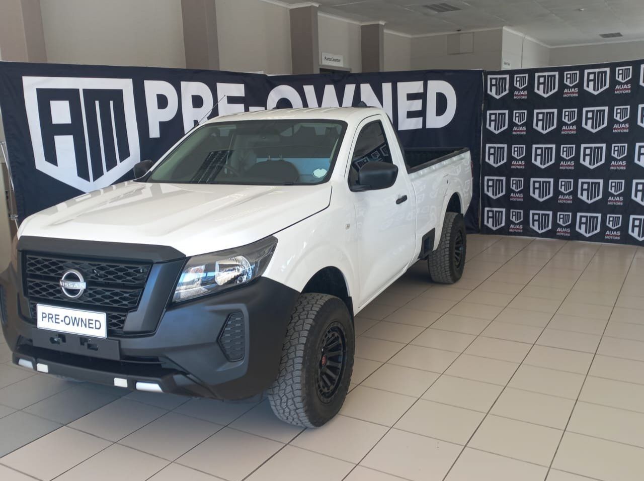 2025 Nissan NAVARA S/C LE 4X4 pictures