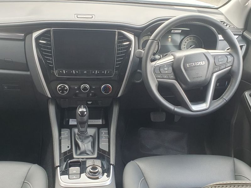 2024 Isuzu MUX 3.0 Ddi LS 4x4 AT for sale Brand New Automatic
