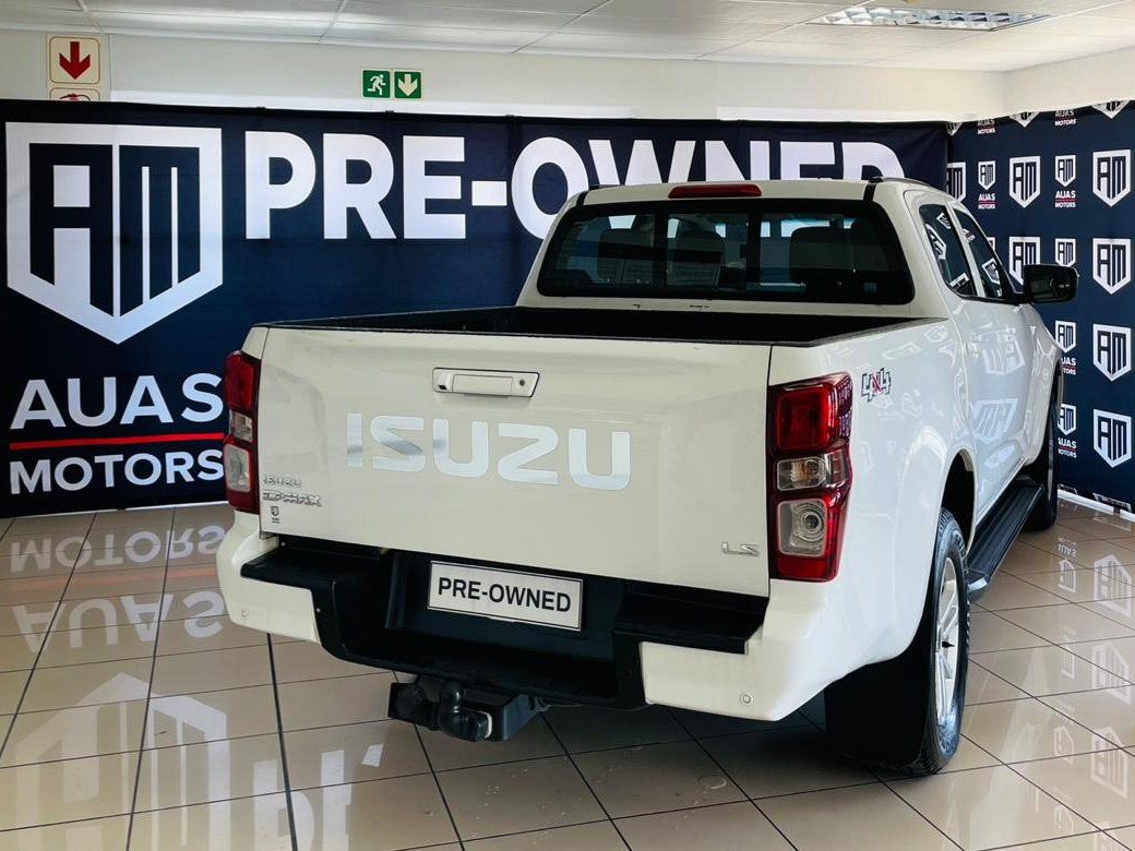 2022 Isuzu Isuzu photo