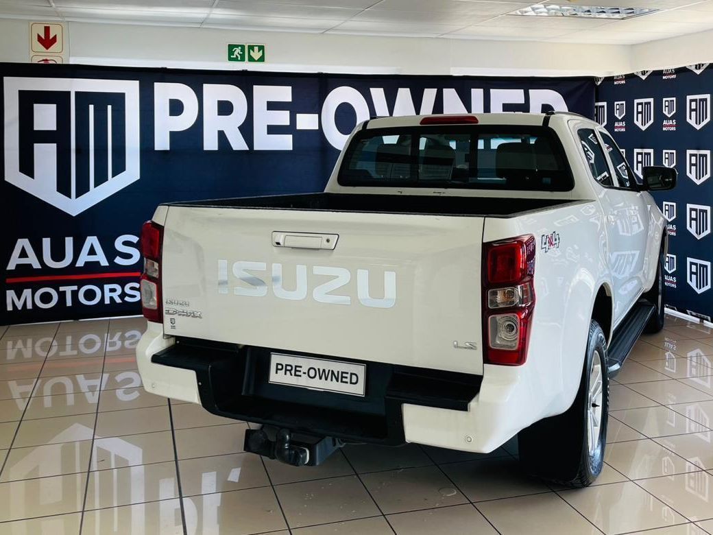 2023 Isuzu Isuzu photo