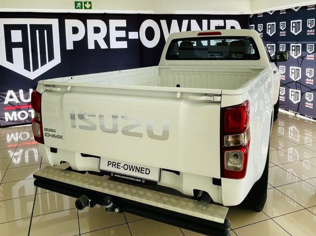 2025 Isuzu isuzu pictures