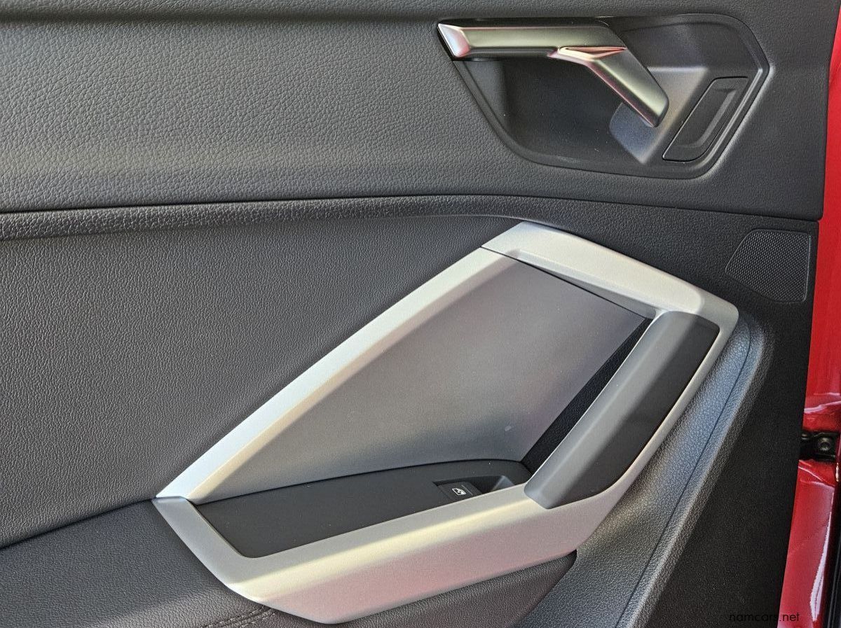 2025 Audi Audi Q3 pictures