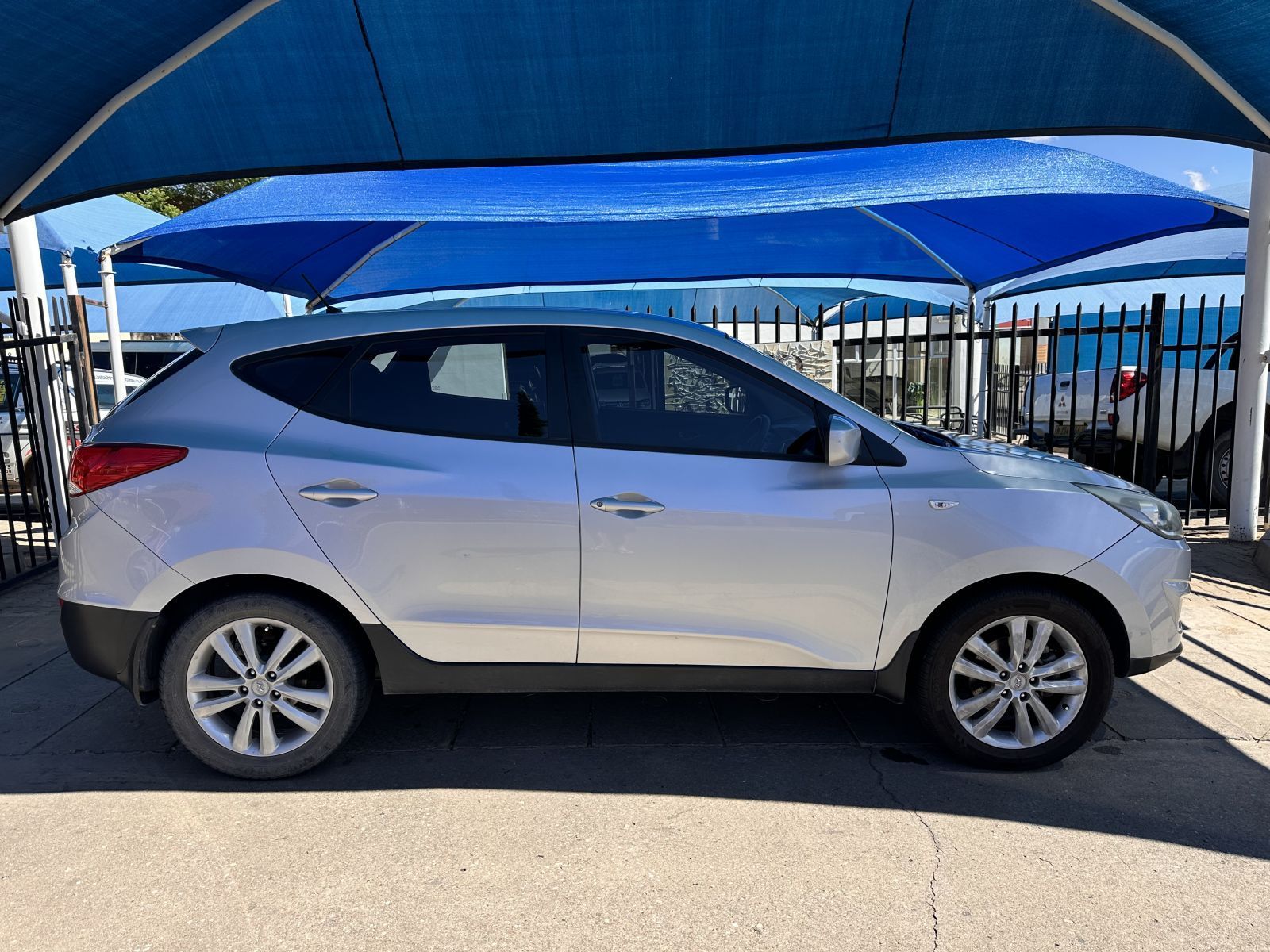 Hyundai Hyundai IX 35 2.0 Manual in Namibia