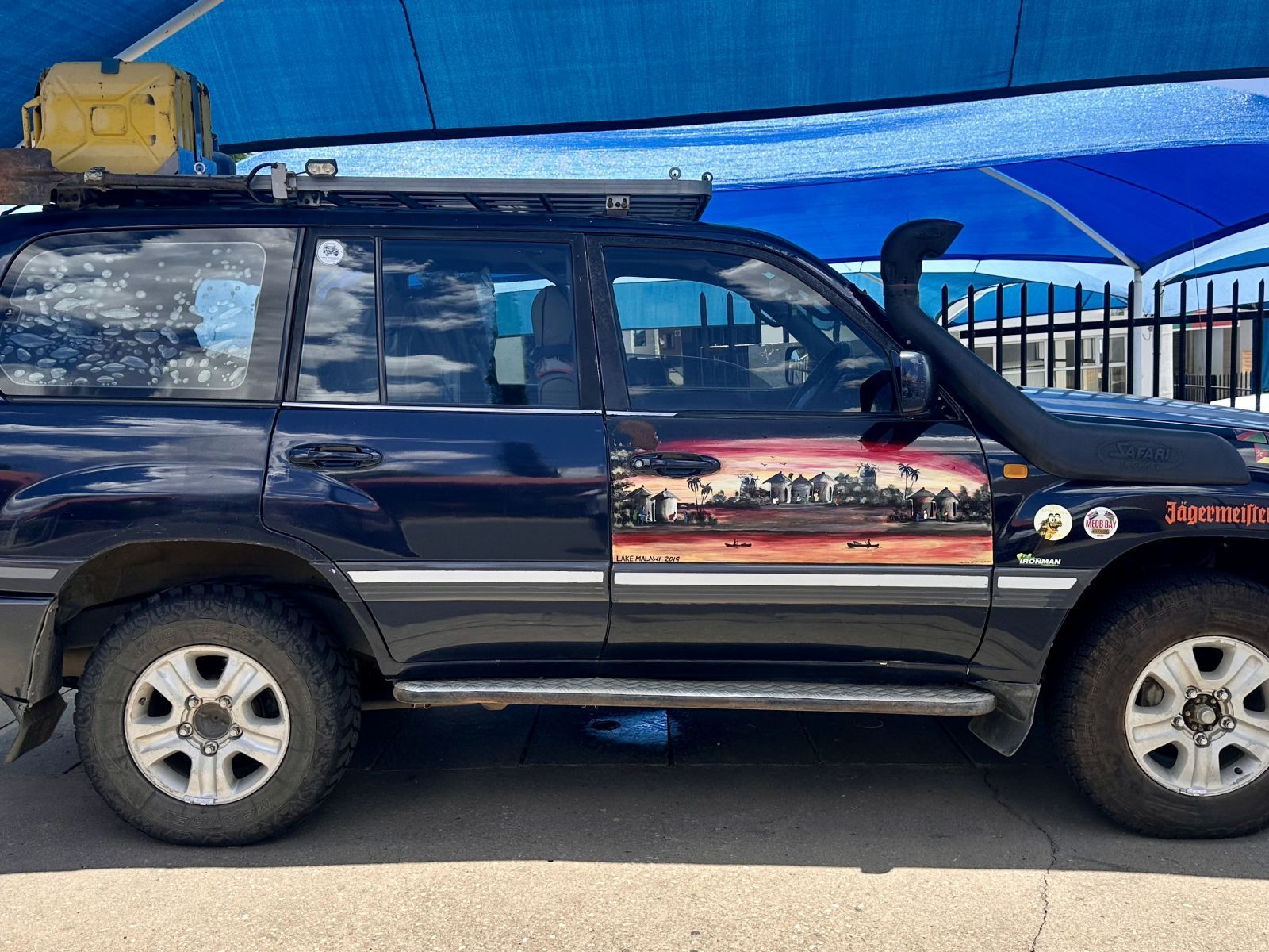 2004 Toyota Landcruiser 4.2 VX TDi Auto 100 Series 24 Valve photo