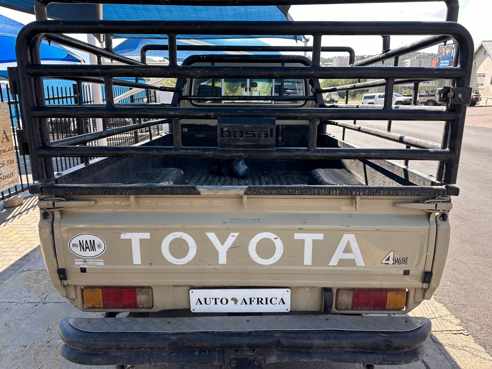 2015 Toyota LANDCRUISER 4.2 S/C 4x4 photo