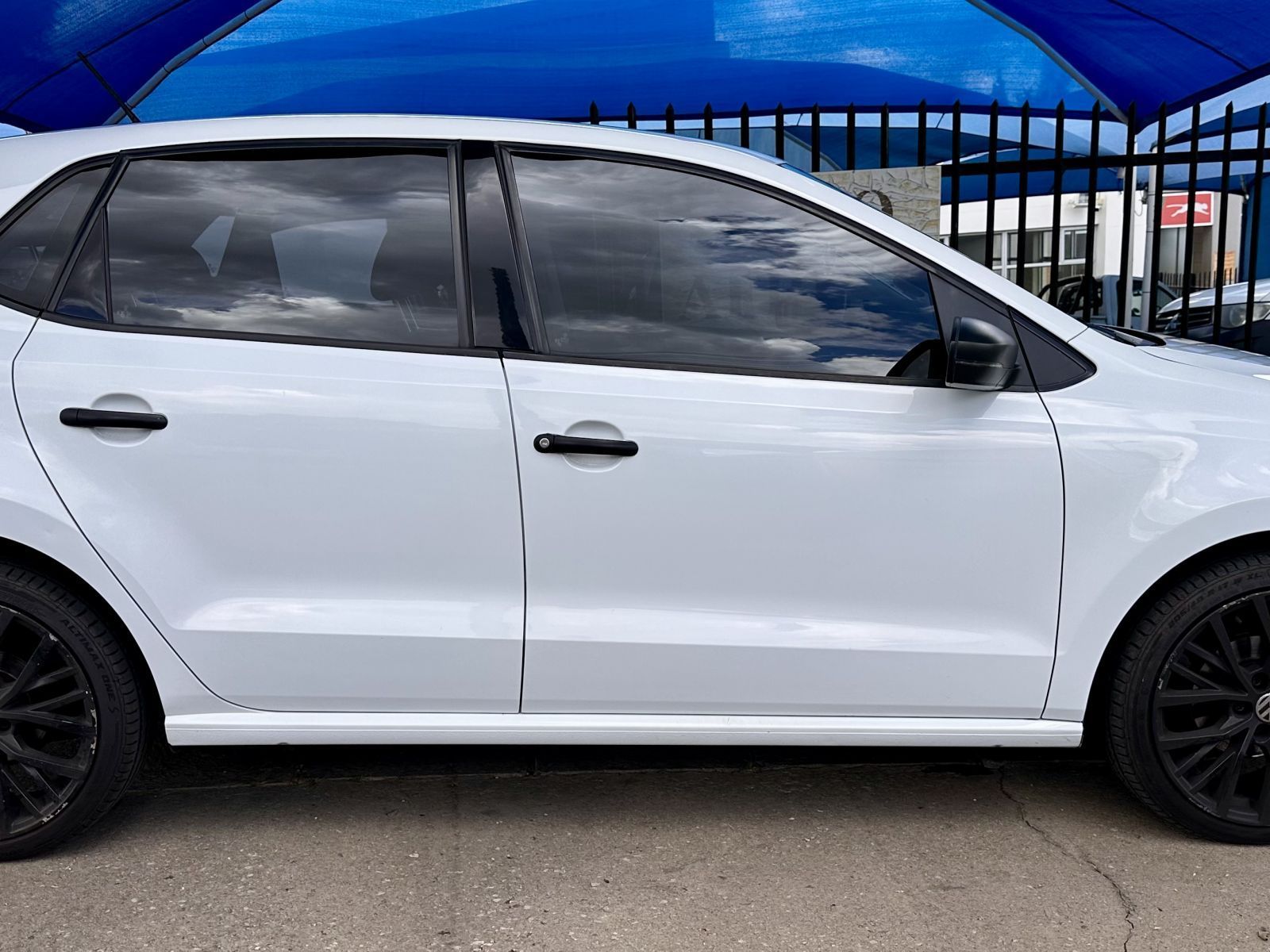 2015 Volkswagen VW Polo 1.2 Trend 66KW photo