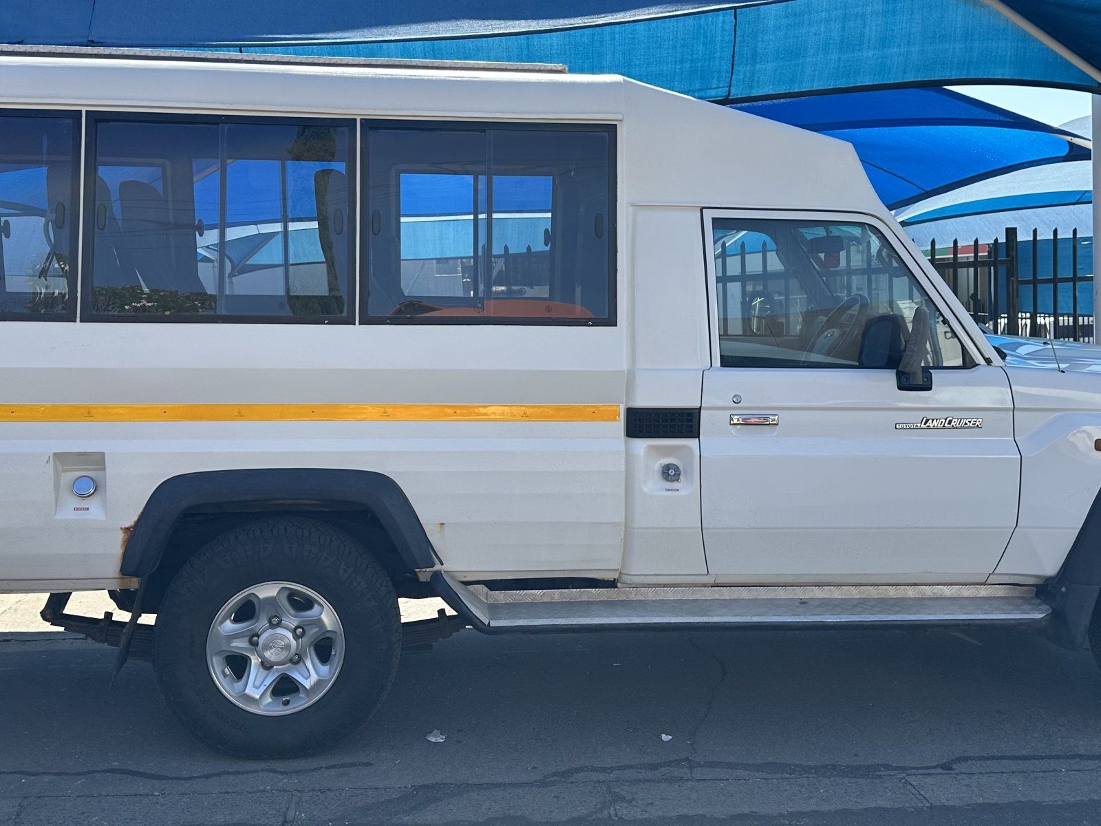 2015 Toyota Landcruiser 4.2 Diesel photo