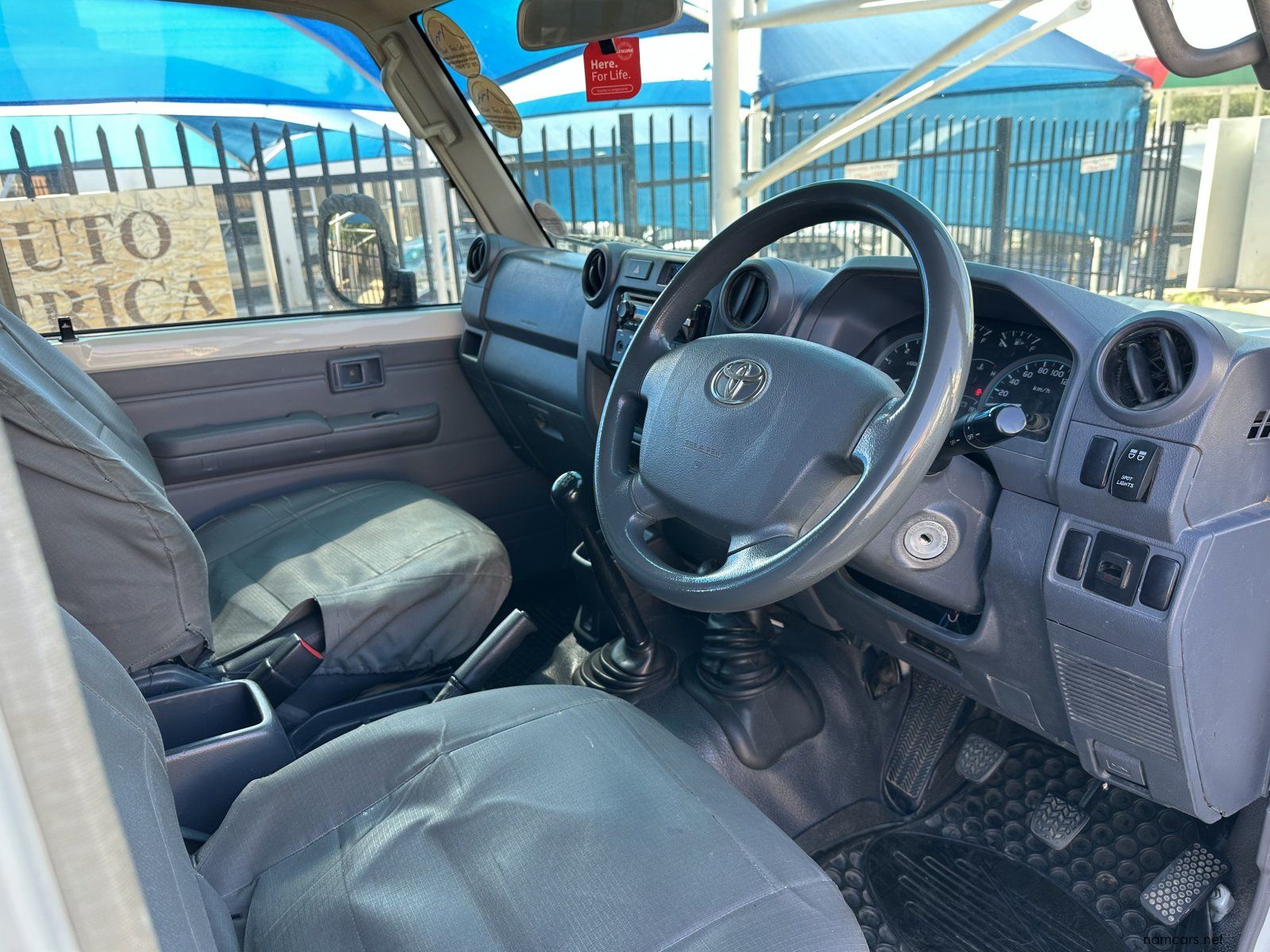 2015 Toyota Landcruiser 4.2 Diesel photo