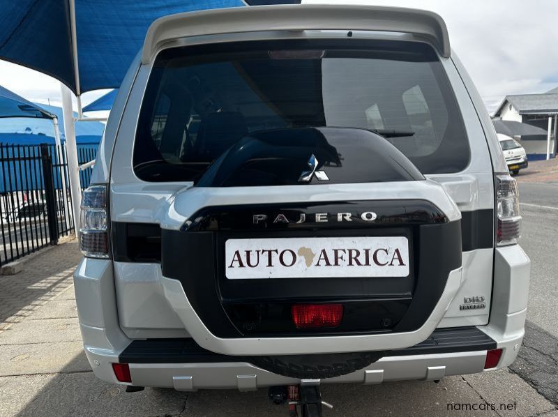 2019 Mitsubishi Pajero 3.2 DiD GLS LWB SW 4x4 A/T 7 SEATER pictures