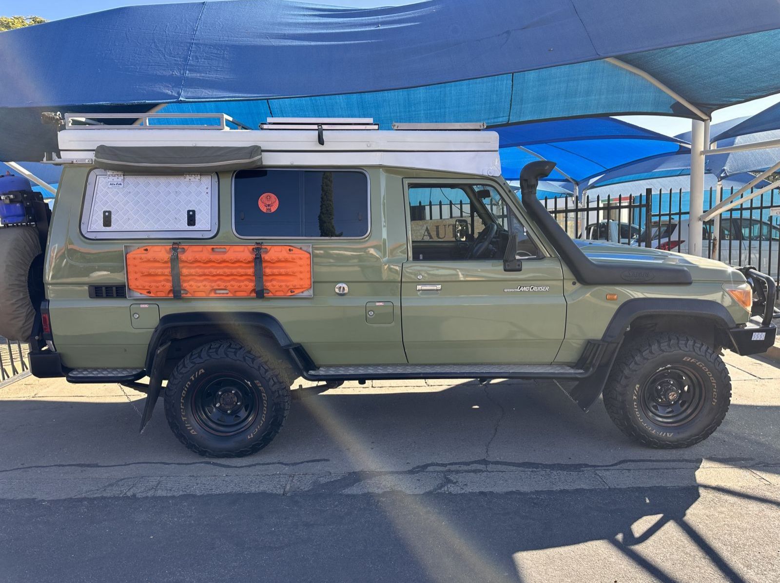 2007 Toyota Landcruiser 4.5 V8 Camper Alu-cab Conversion pictures