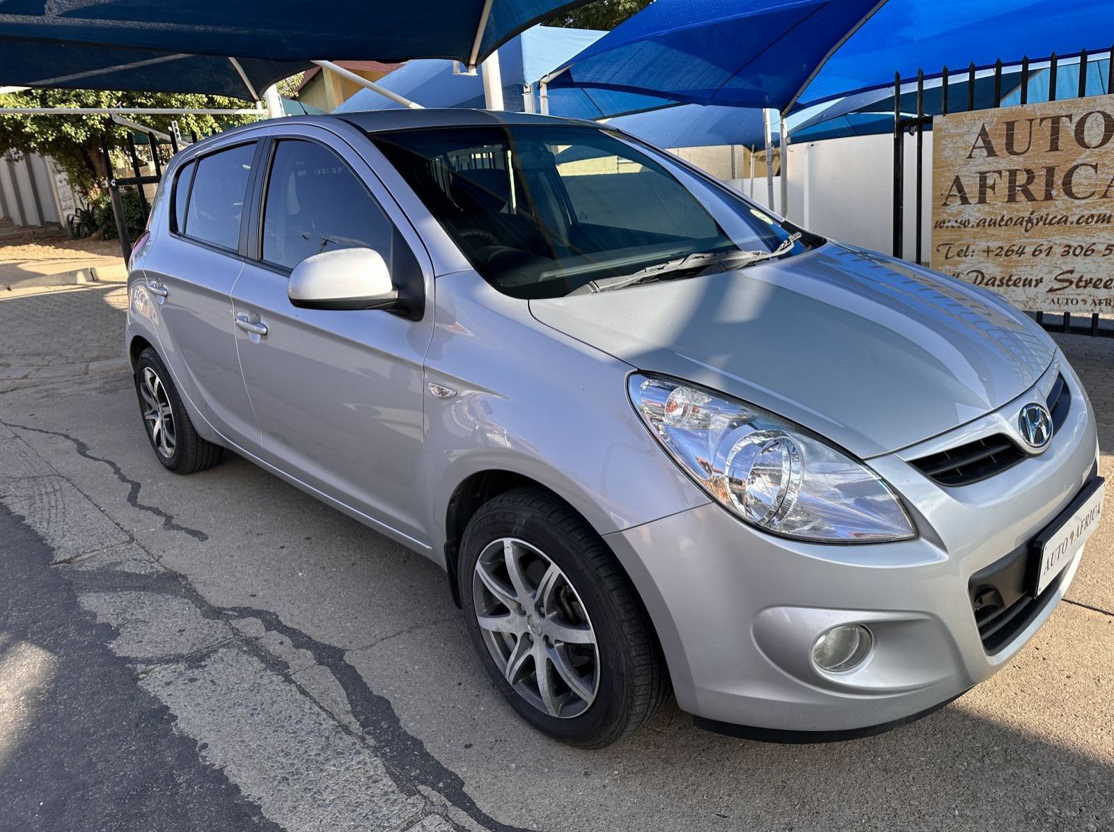 2011 Hyundai i20 1.6 HB pictures