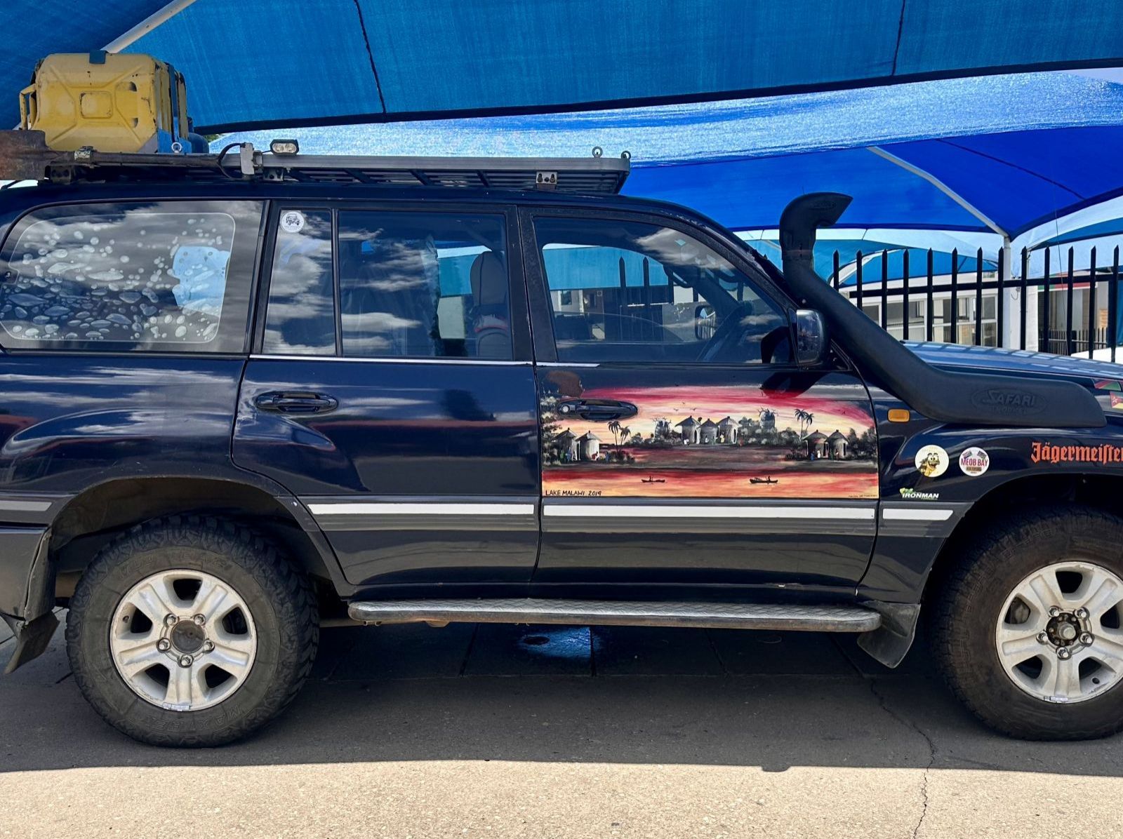 2004 Toyota Landcruiser 4.2 VX TDi Auto 100 Series 24 Valve pictures