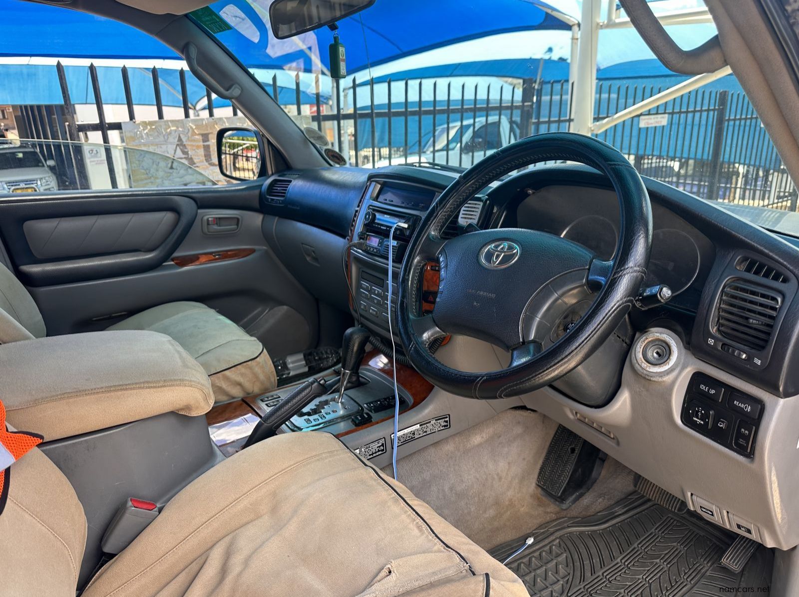 2004 Toyota Landcruiser 4.2 VX TDi Auto 100 Series 24 Valve pictures