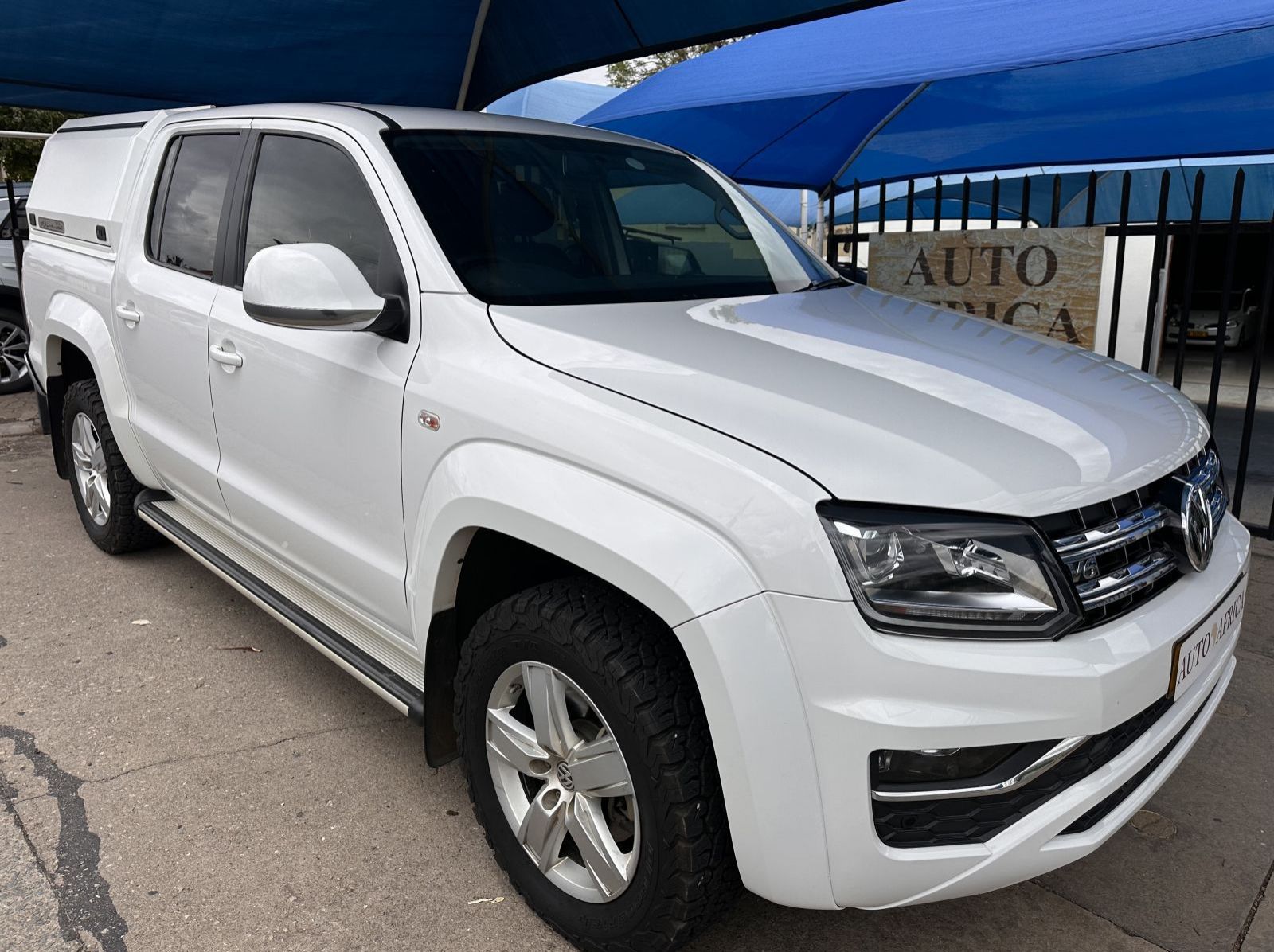 Used Volkswagen Amarok 3.0 Hi-Line 165 KW TDI V6 A/T D/C 4 Motion  for sale in Windhoek, Namibia