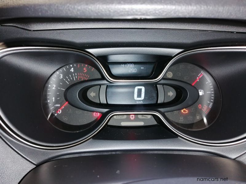 2018 Renault Captur 1.5 dCi Dynamique pictures