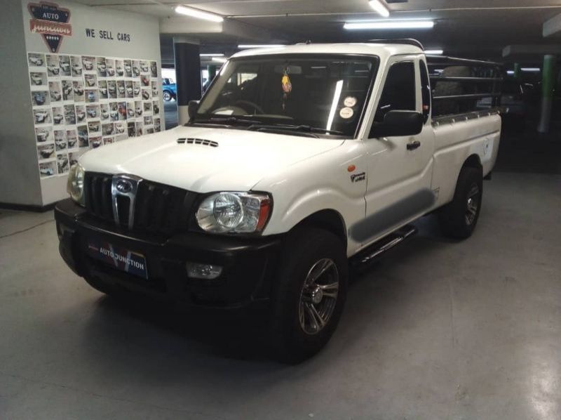 2014 Mahindra Scorpio pictures