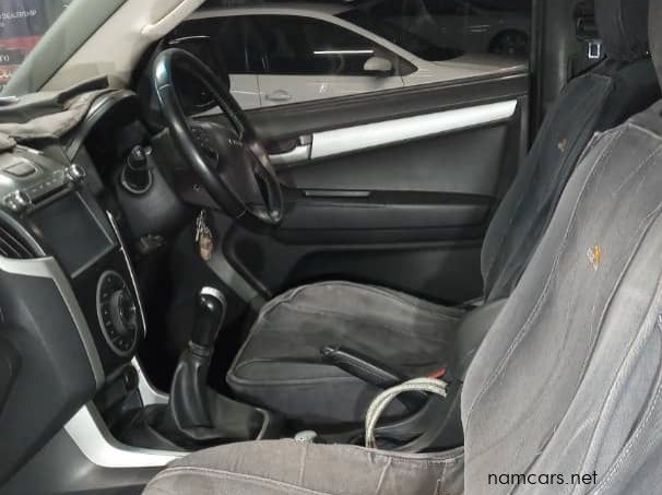 2015 Isuzu KB300 XL Manual 4x4 pictures