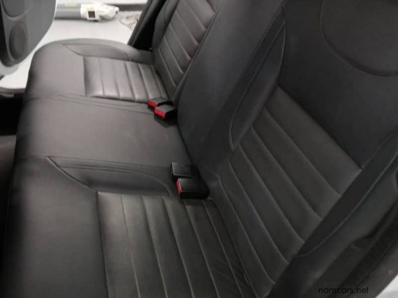 2016 Renault Duster 1.5 Dynamique DCi 4x4 Manual pictures