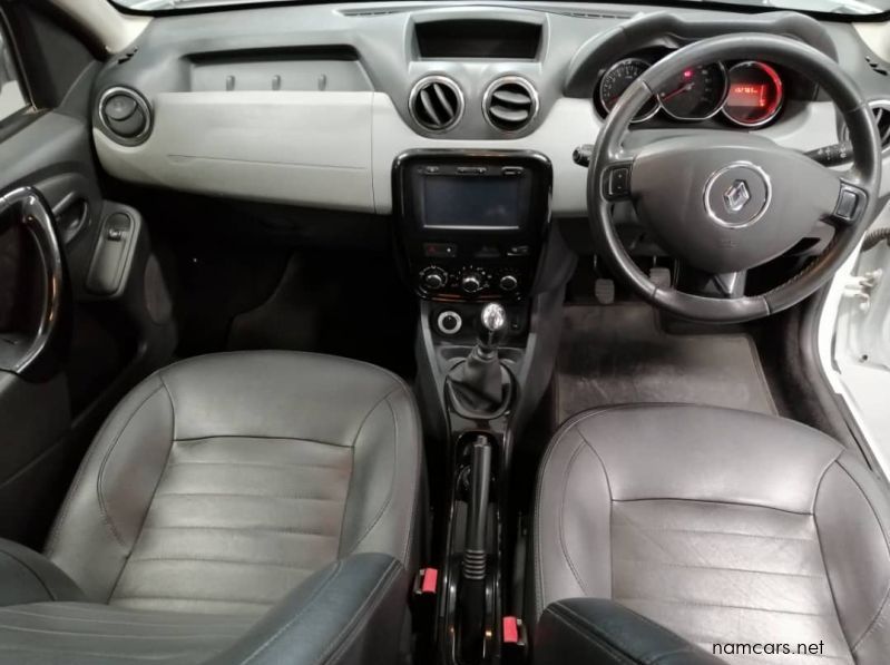 2016 Renault Duster 1.5 Dynamique DCi 4x4 Manual pictures