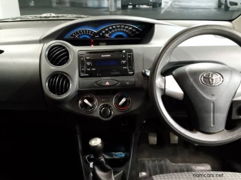 2014 Toyota Etios 1.5 XS Manual pictures