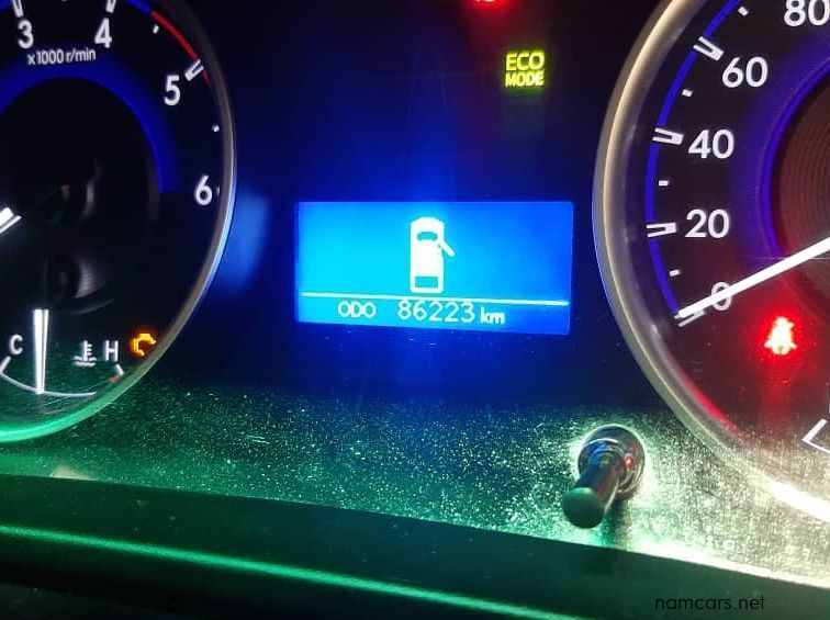 2018 Toyota Hilux 2.4 GD6 SRX pictures