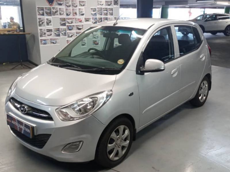 2015 Hyundai i10 1.1 Motion Manual pictures
