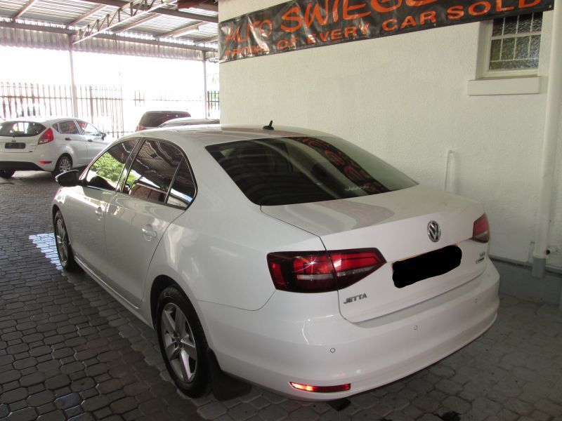 Volkswagen jetta 2016 1.2 tsi online