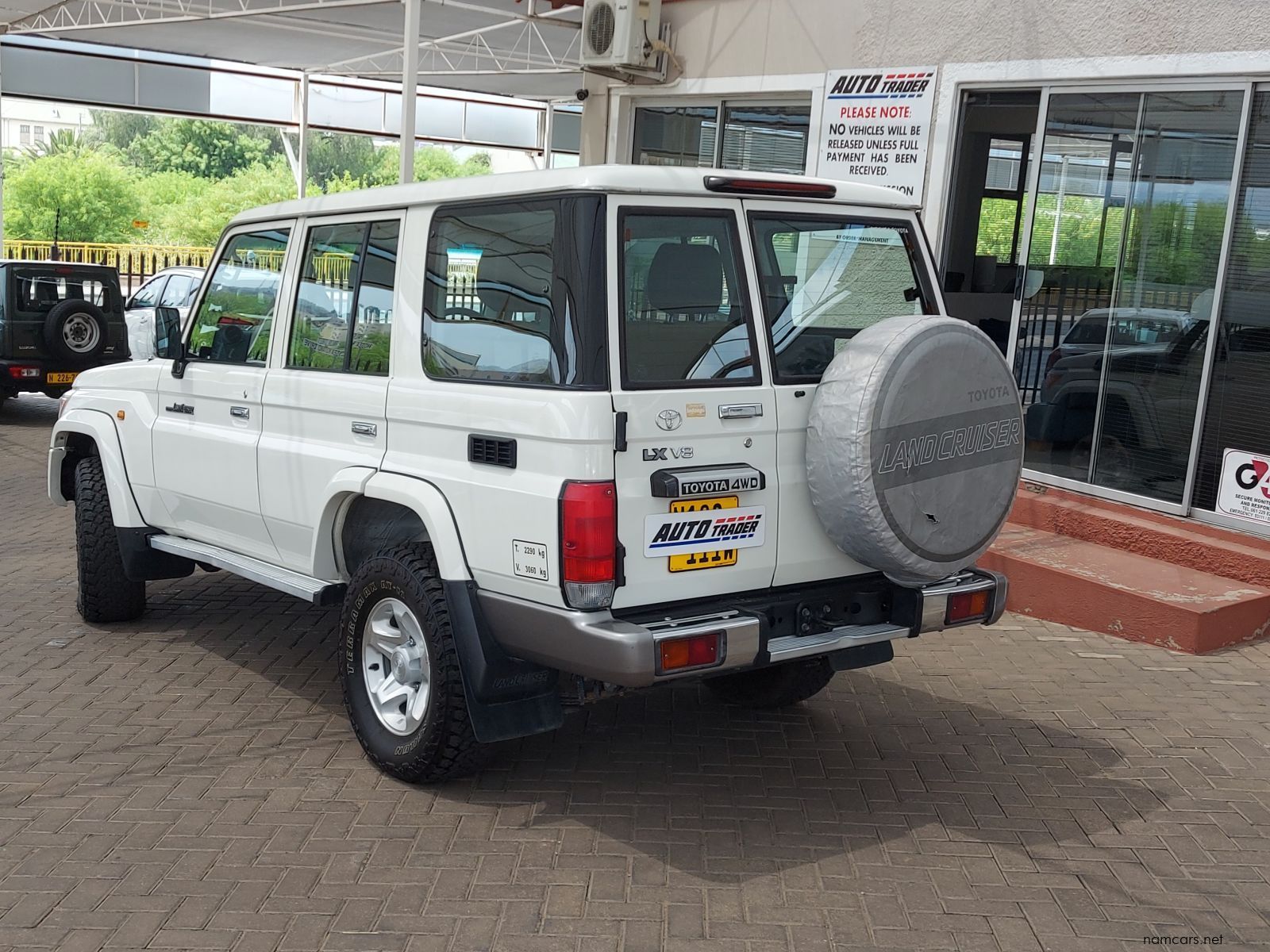 2019 Toyota Land Cruiser 76 V8 photo