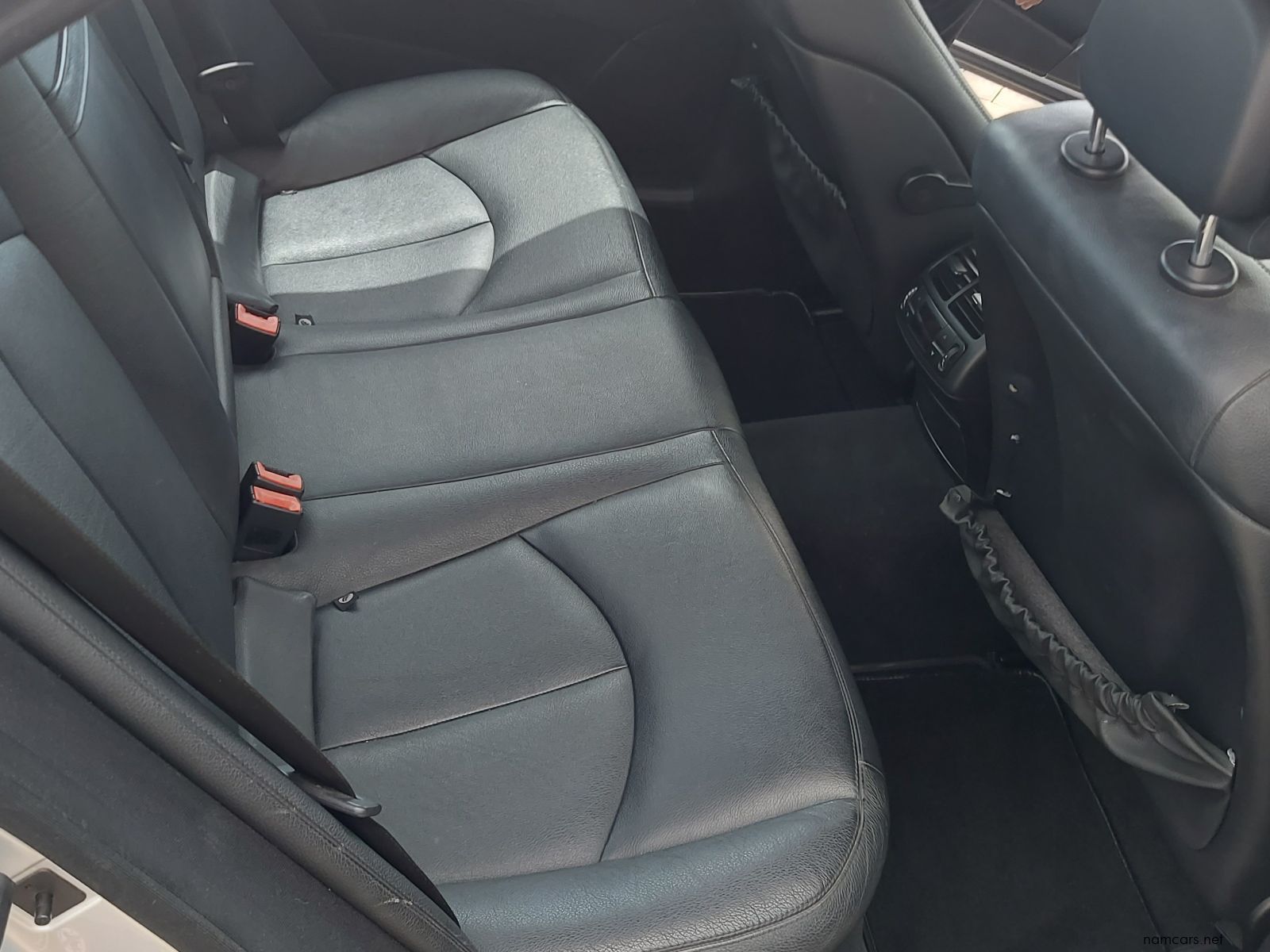 2008 Mercedes-Benz E220 CDI Avantgarde photo