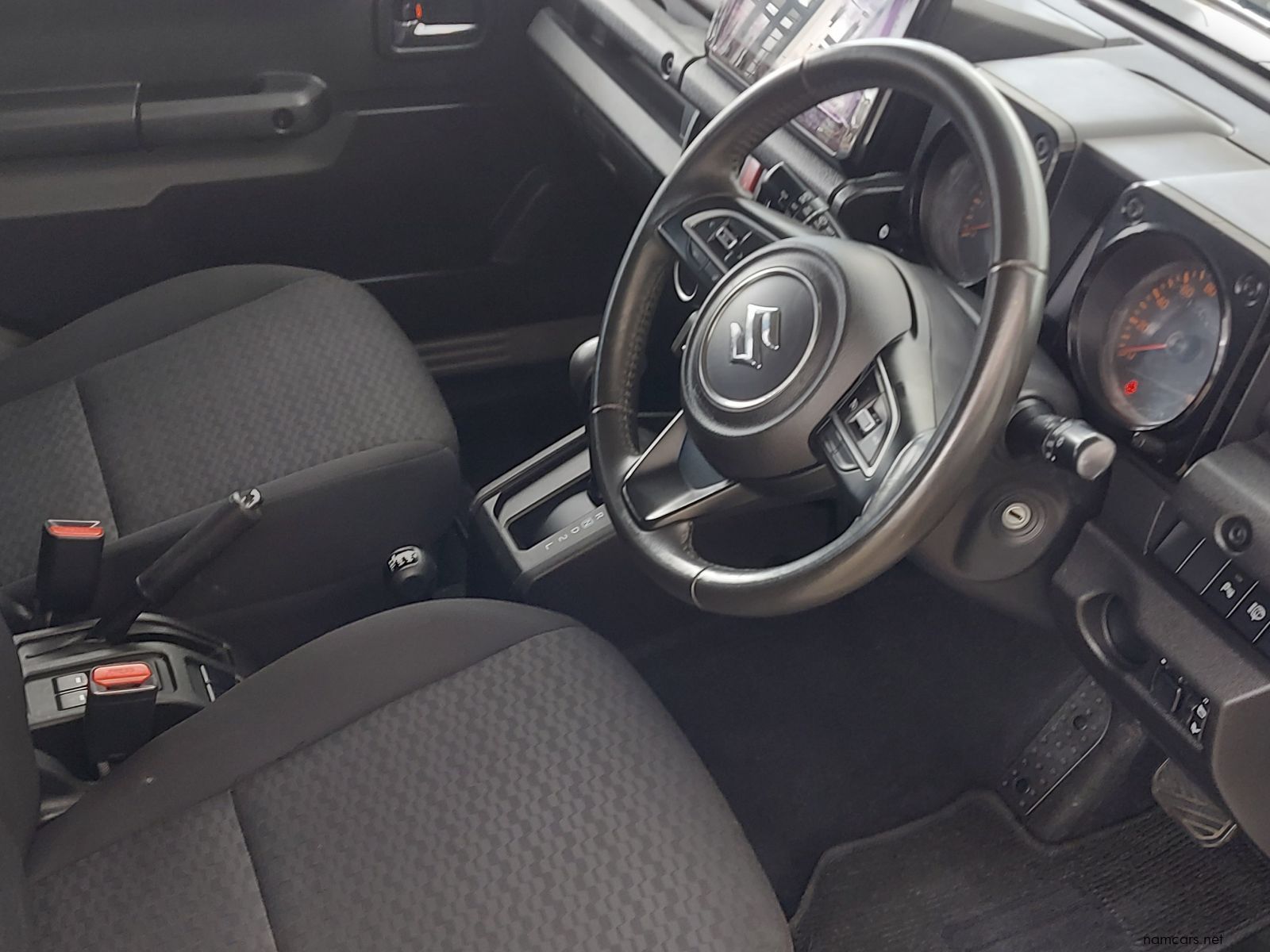 2023 Suzuki Jimny GLX 5Door photo