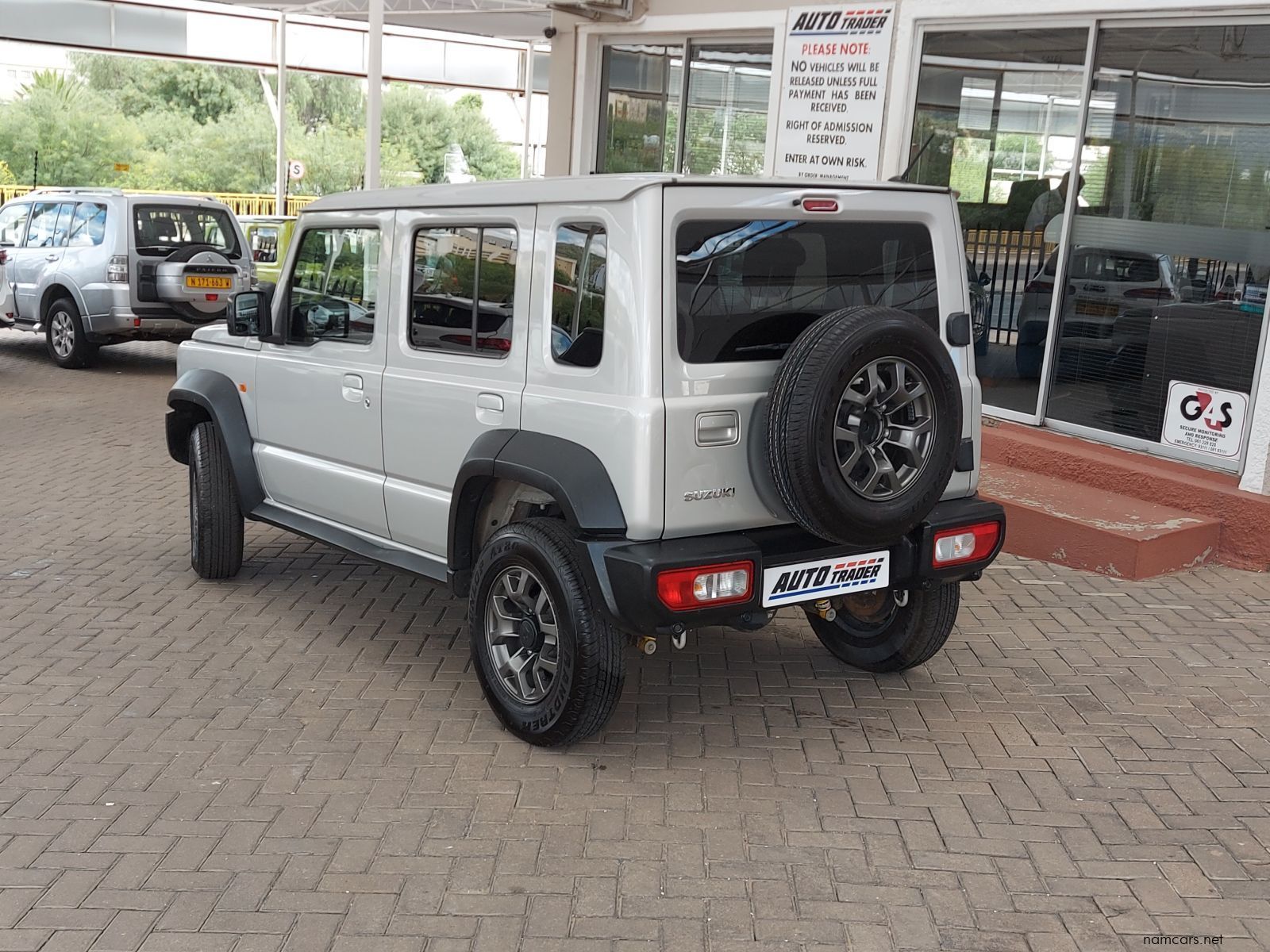 2023 Suzuki Jimny GLX 5Door photo