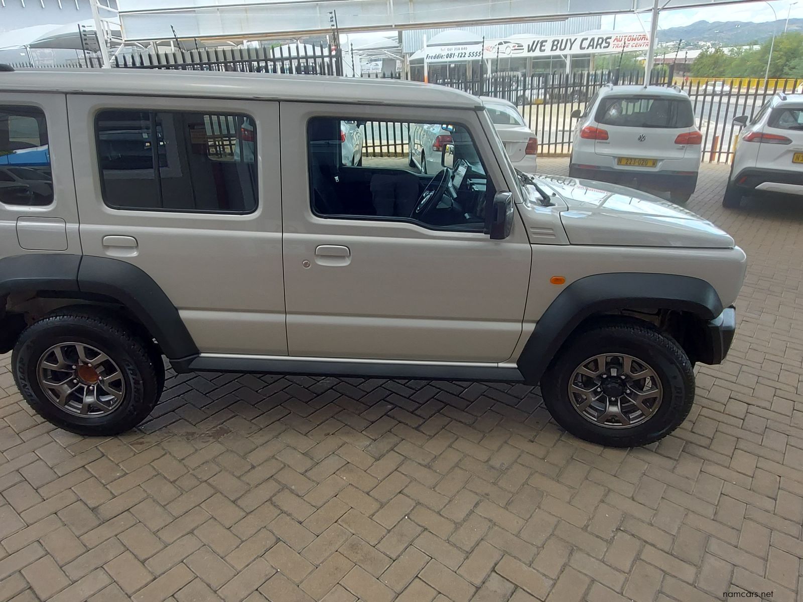 2023 Suzuki Jimny GLX 5Door photo