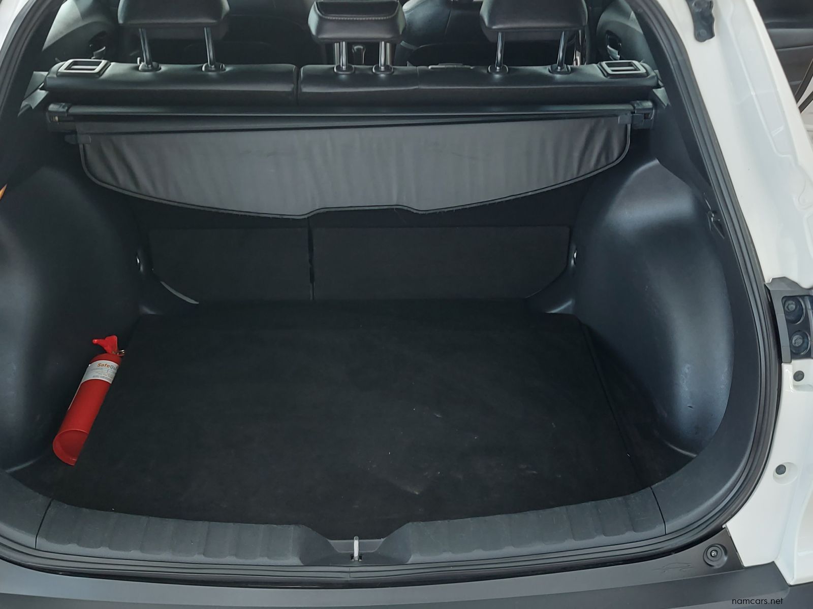 2023 Toyota Corolla Cross XS Hybrid photo