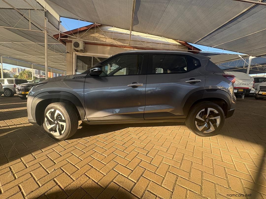 2025 Nissan Magnite Visia photo