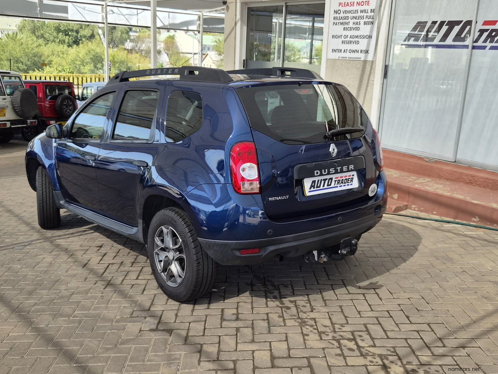 2016 Renault Duster Expression photo