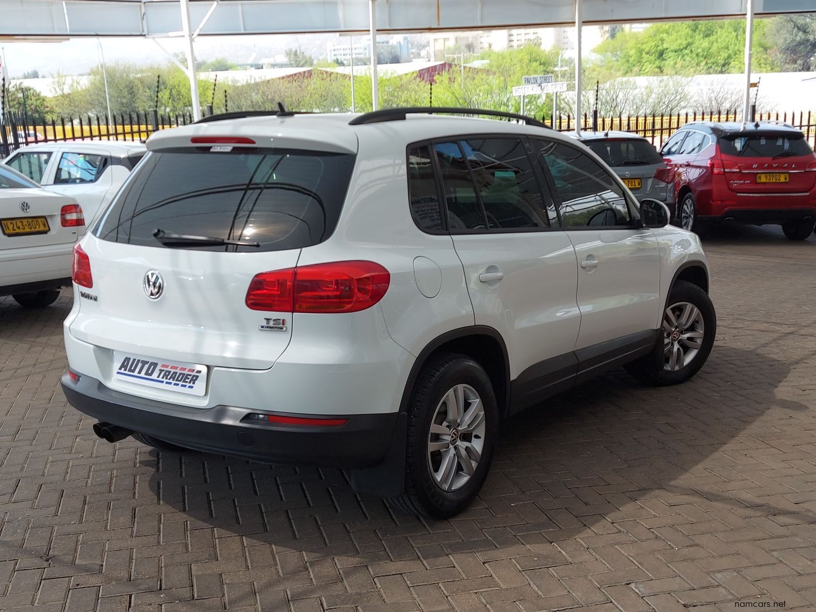 2015 Volkswagen Tiguan TSI Blue Motion Tren-Fun (90Kw) photo