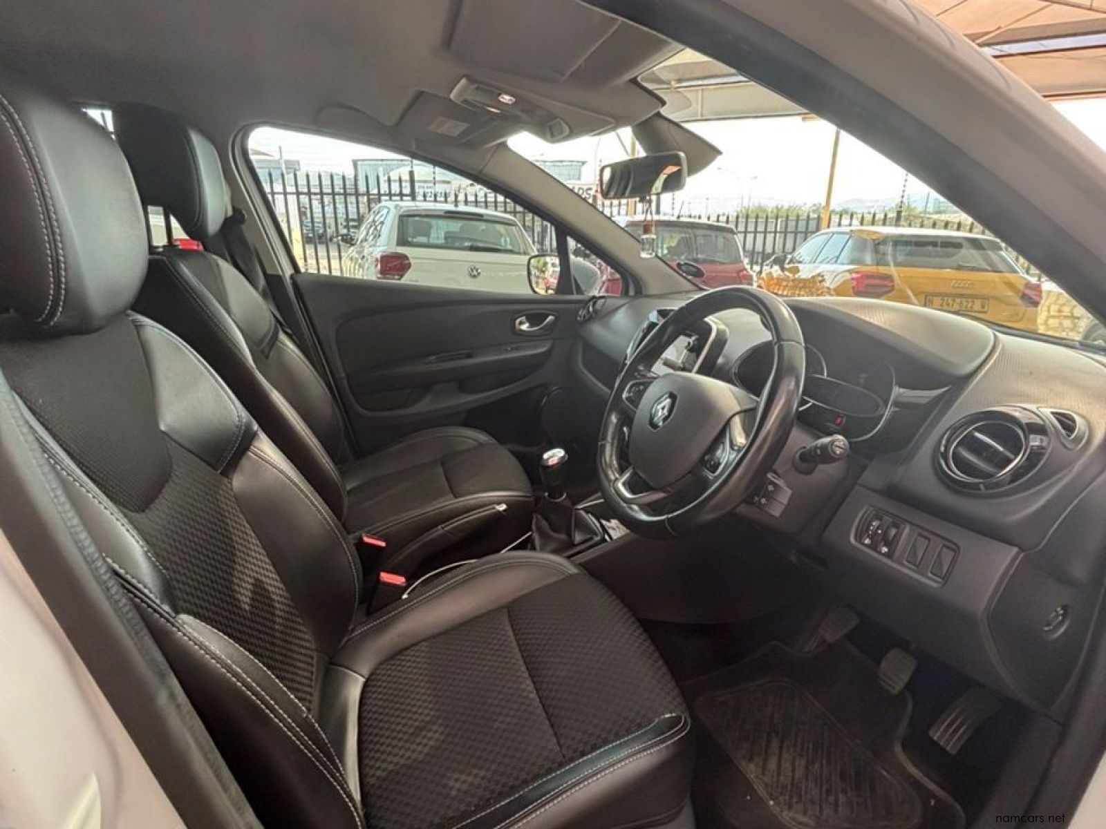 2018 Renault Clio IV Dynamique photo