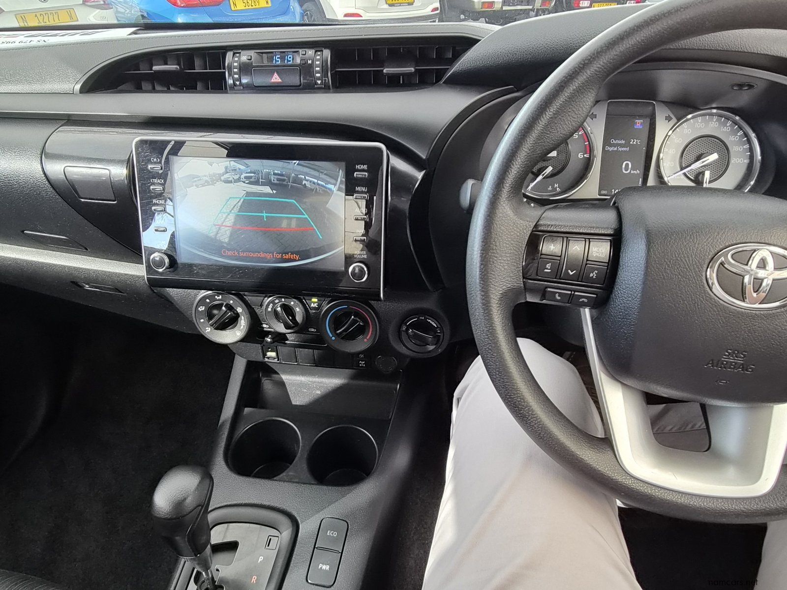 2023 Toyota Hilux GD-6 photo