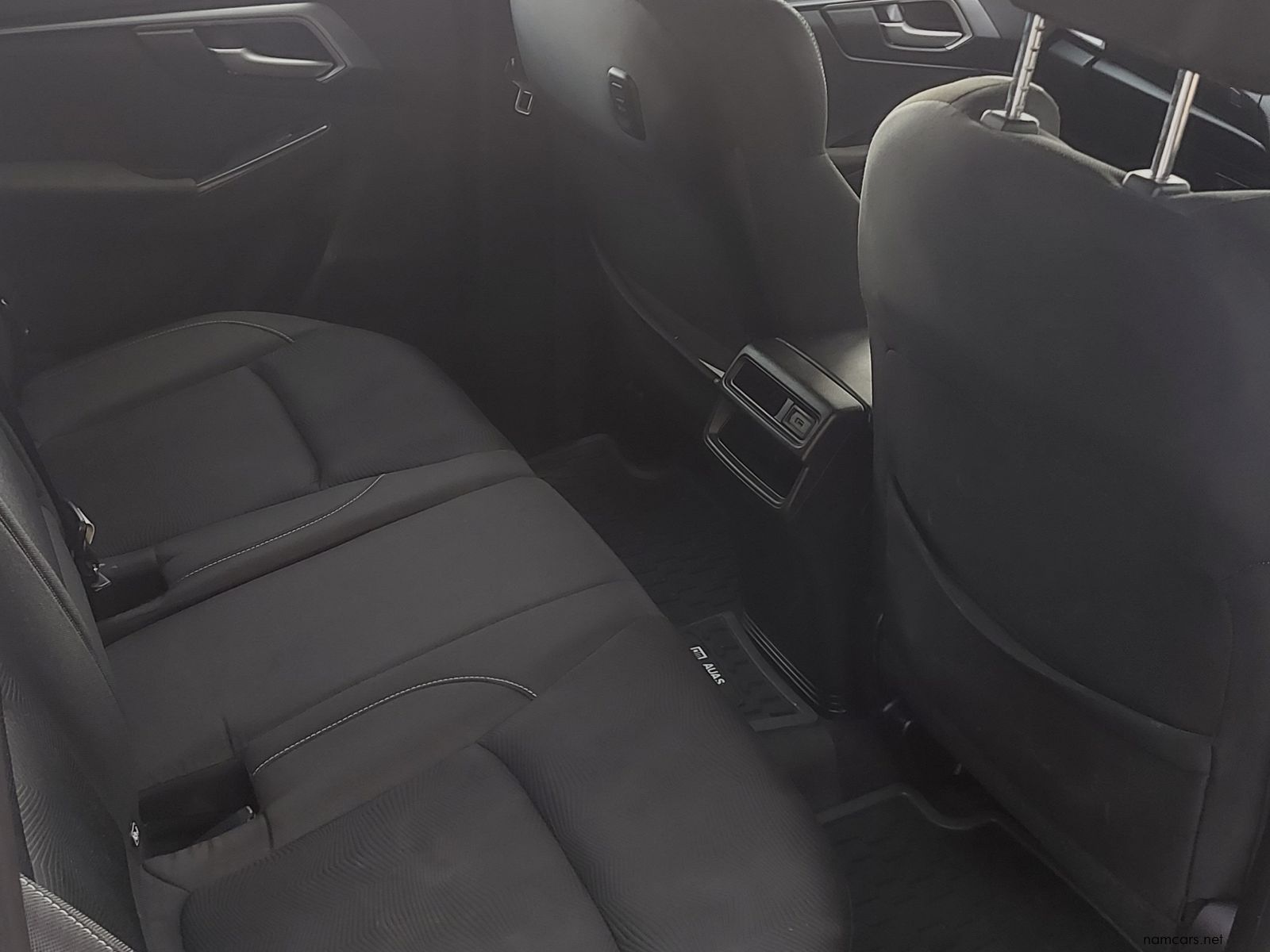 2022 Isuzu D-Max DDI LS photo