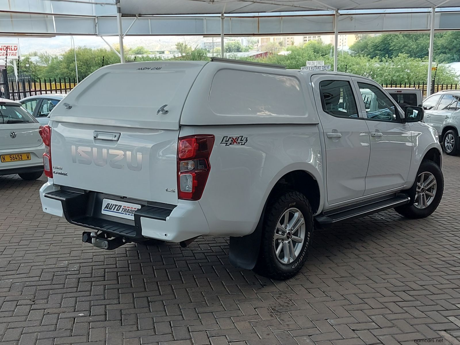 2022 Isuzu D-Max DDI LS photo