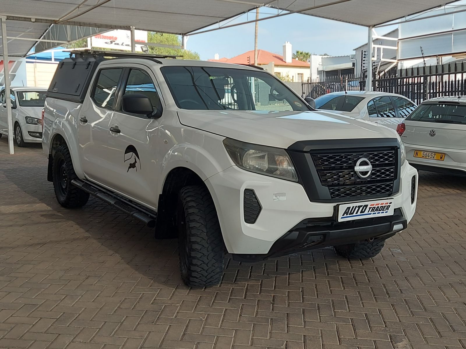 2022 Nissan Navara XE photo