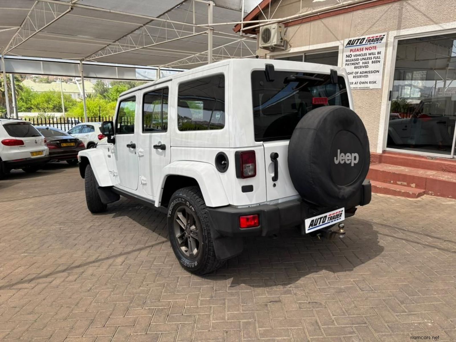 2016 Jeep Wrangler Unlimited Sahara V6 photo