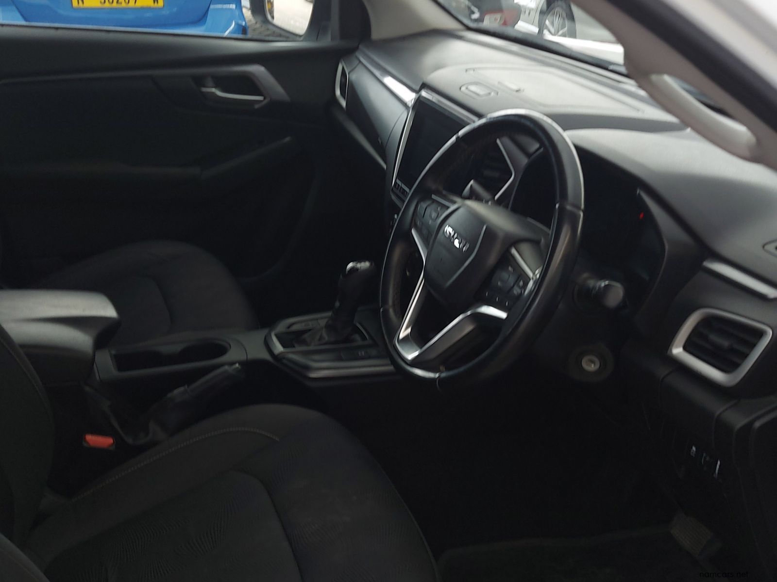 2022 Isuzu D-Max DDI LS photo